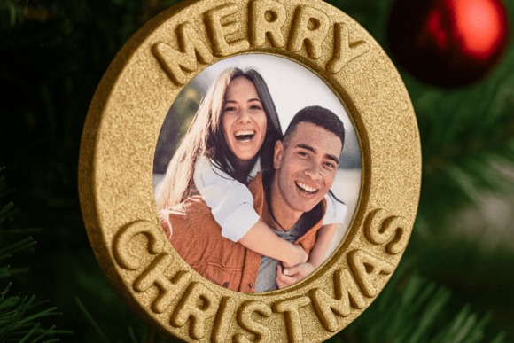 Transform Your Holiday Decor with Personalized Christmas Ornaments